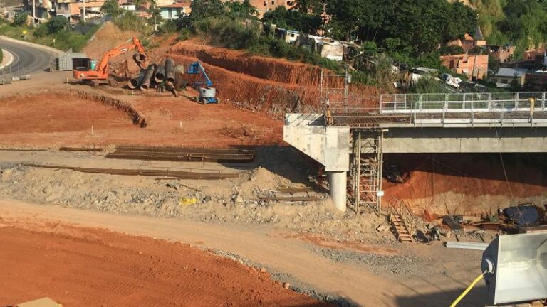 Sistema Metroviário De Salvador E Lauro De Freitas II