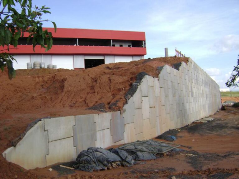 Muro de Contenção Por Gravidade