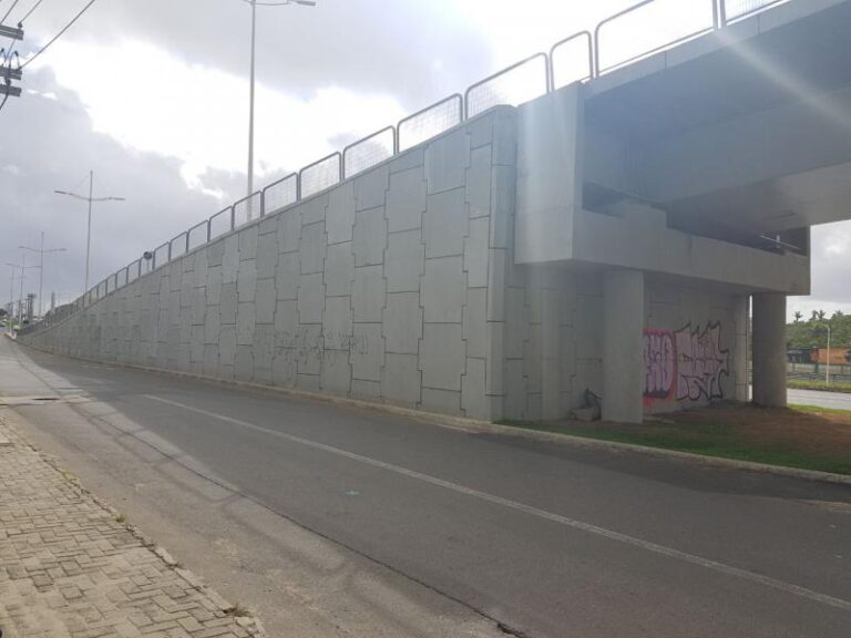 Muro de Contenção Pré Moldado